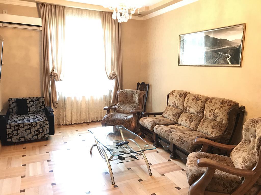 Io Apartment Tbilisi Esterno foto